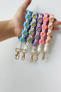 Daisy Flower Wristlet Keychain