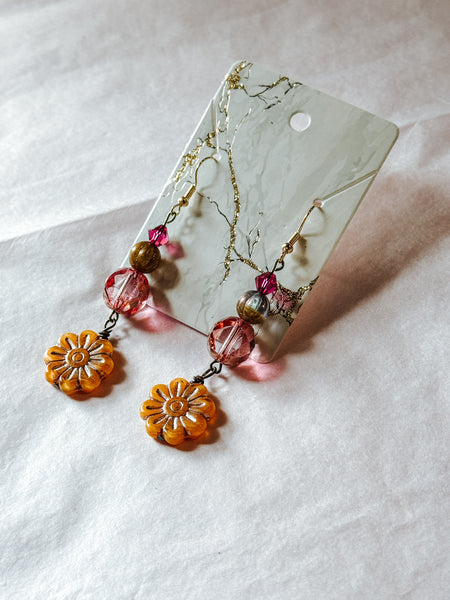 Daisy & Pink Mix Floral Drop Earrings