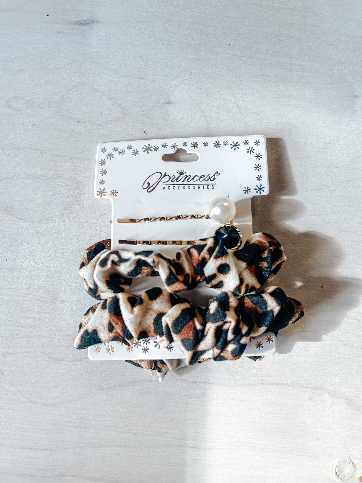 Brown Leopard Scrunchie & Clip Set