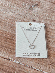 Silver Small Heart Dainty Necklace